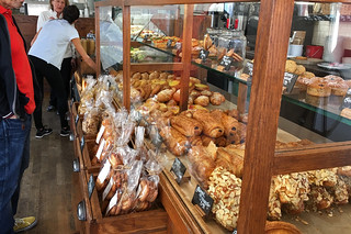 La Boulangerie de San Francisco Noe Valley - Shelves