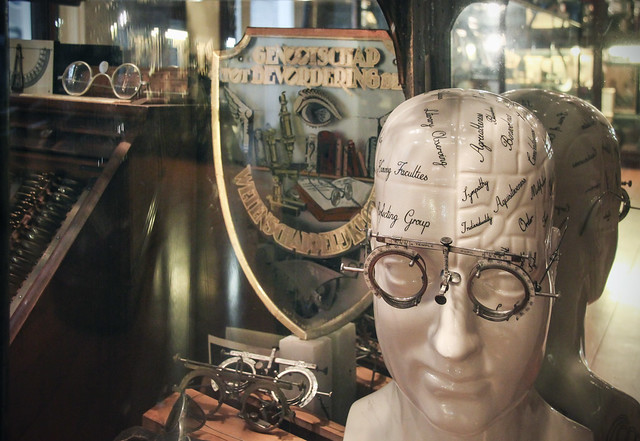 Brilmuseum - Glasses museum, Amsterdam