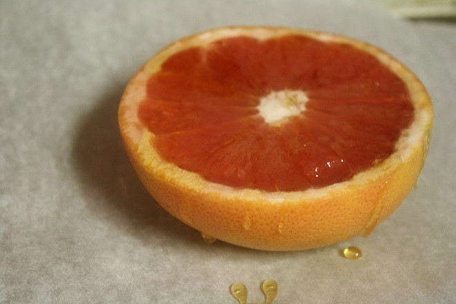 Broiled Grapefruit with Bananas and Honey