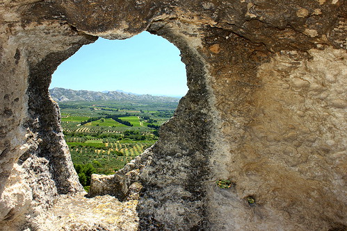summer sun france castle nature rock landscape countryside vineyard hole outdoor ruin olive frame keep provence chateau alpilles baux lesbauxdeprovence opies entreconque