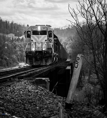 railroad trestle bridge blackandwhite bw us unitedstates pennsylvania trains we monessen speers wle speerstrestle wlepittsburghsub we6993