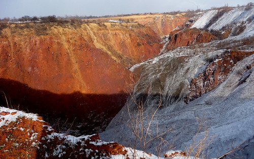travel winter ukraine ore quarry