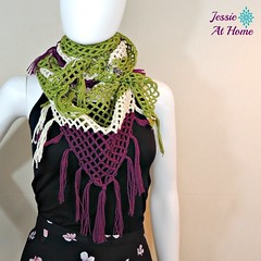 Netties-Super-Simple-Fring-Shawl-crochet-pattern-by-Jessie-At-Home-2