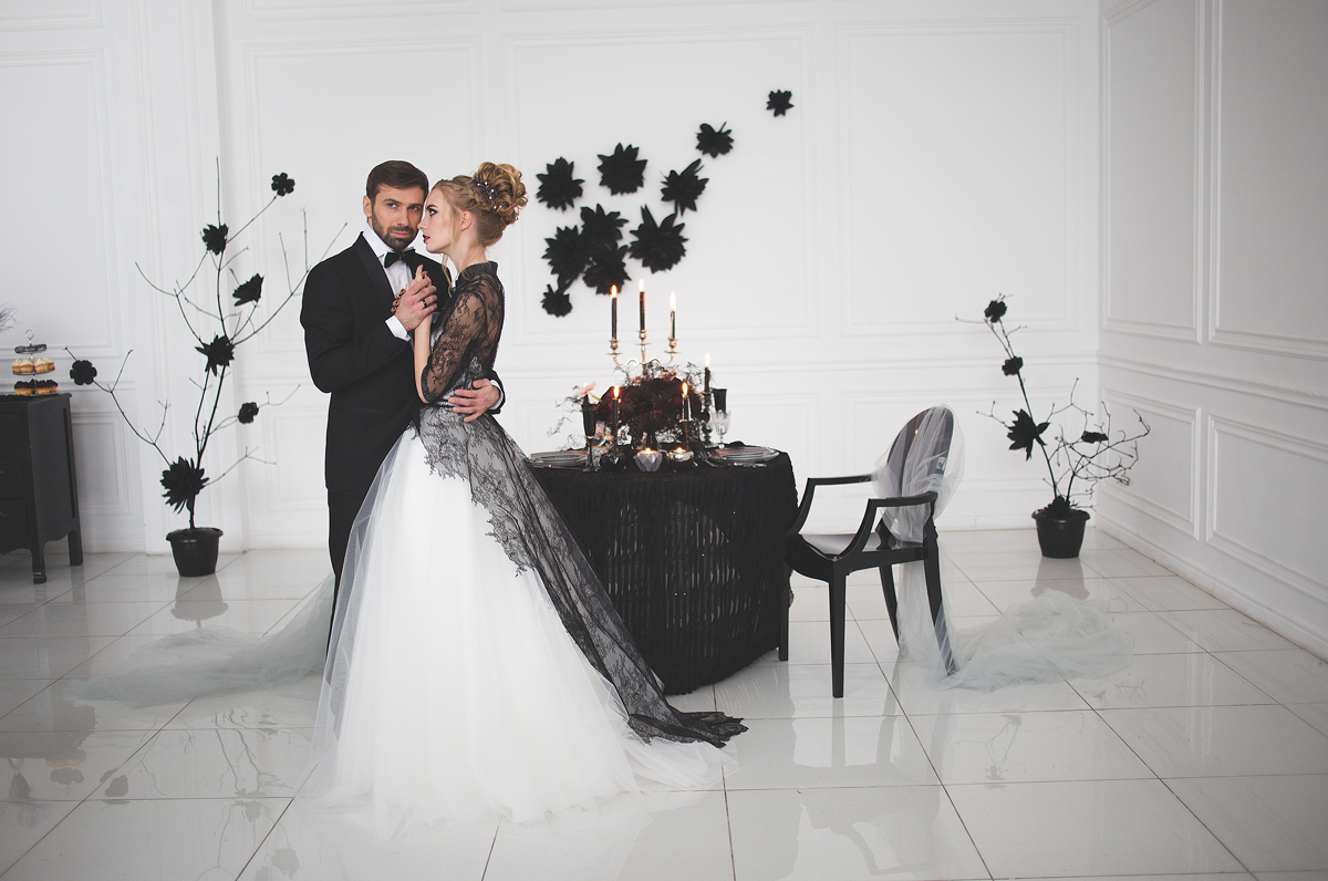 Black and white wedding dress for A Magic Black Wedding Inspiration Shoot | Photo by Anastasia Marchenko of Your Personal Photographer | Read more on Fab Mood - UK wedding blog #blackwedding #weddingideas