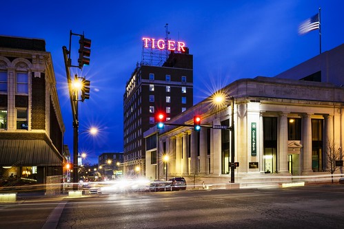 Notley Hawkins Photography, Columbia MO Photographer, Columbia MO Photo, Columbia Missouri Photography, Downtown Columbia Missouri, Tiger Hotel, Central Bank Boone County, Boone County Bank, Sycamore Restaurant, Broadway, Eighth Street, architecture, Blue Hour, http://www.notleyhawkins.com/