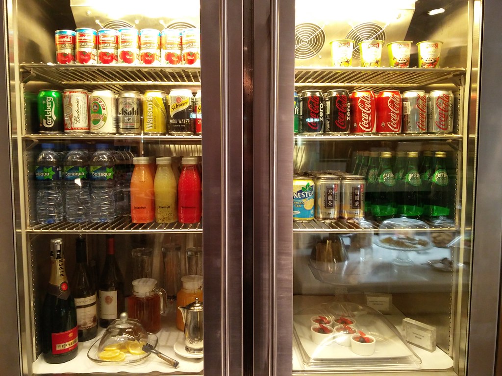 Beverage fridge