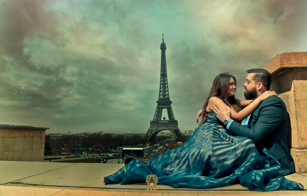 Effiel Tower Photoshoot by EBM Photography Studios