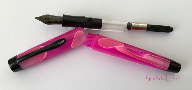 Review Monteverde Intima Neon Pink Fountain Pen - Stub @GouletPens (14)