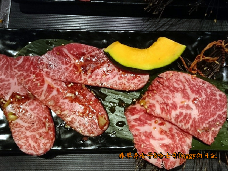 日本咖哩豬排飯&和牛燒肉土古里27