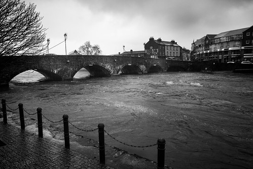 old bridge white black water rain river town post flood slaney ennischorty