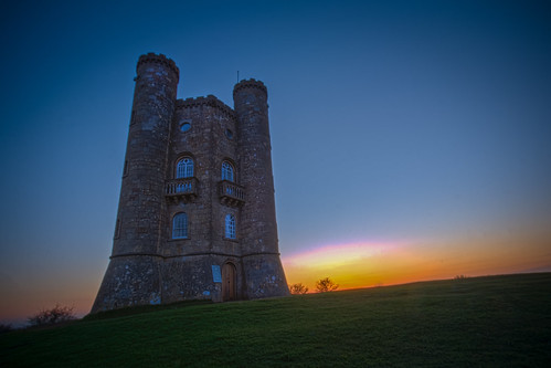 clouds red nature beautiful sunrise castle countryside broadway cold folly tower fresh yellow d7100 sun nikon cotswoldway horizon sky landmark abstract field light sunshine building historic hilltop worcestershire bright morning classic cotswolds hour landscape golden shadow hills hill blue summit lightroom footpath frost first cloud green hillside big early beauty beacon sunup dawn detail fields
