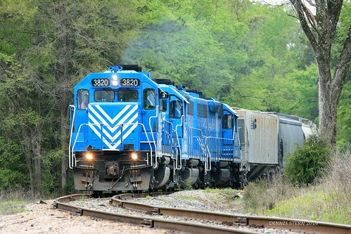 train southcarolina chester locomotive freighttrain emd gp382 lancasterandchester