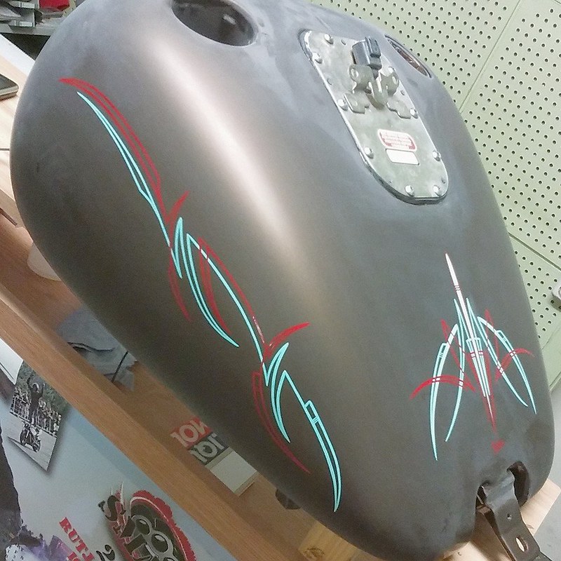 Pinstriping - Page 2 25245328809_7106afcff1_c