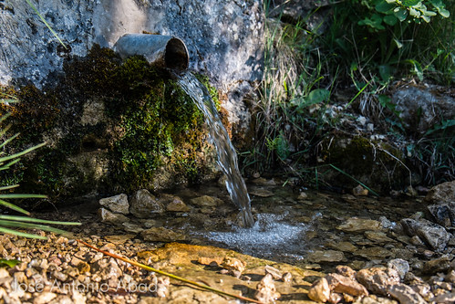 españa naturaleza nature water fountain spain agua fuente paisaje geology teruel lanscape aragón pública aliaga geología cuencasmineras joséantonioabad