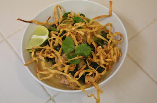 Chicken Khao Soi Soup with Yellow Curry & Crispy Wonton Noodles