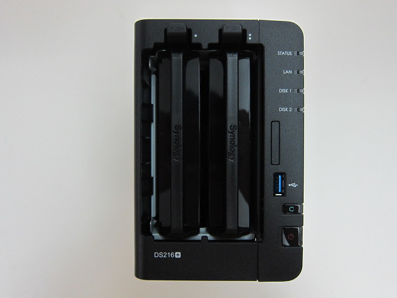 Synology DiskStation DS216+ - Front Open