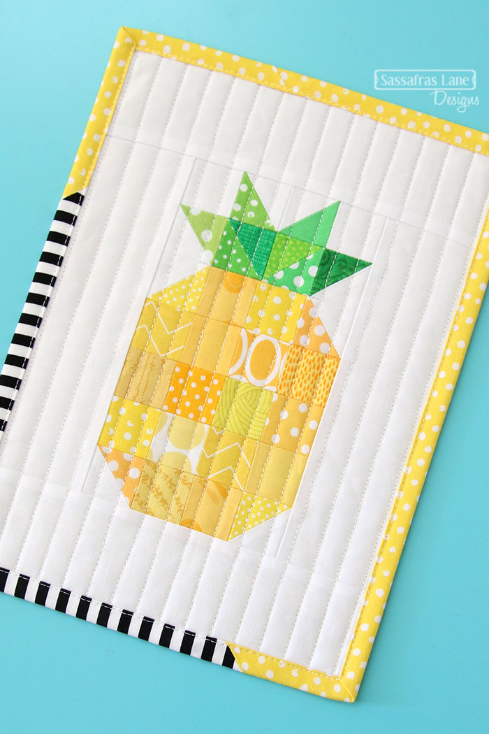 Free Pineapple Mini Quilt Pattern