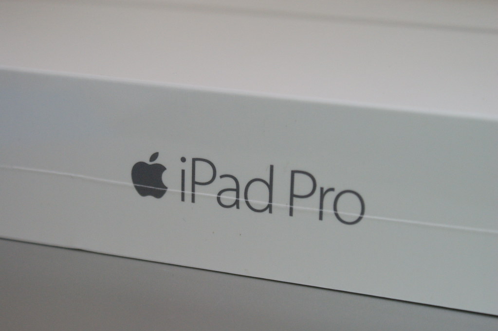iPad Pro 9.7 Package