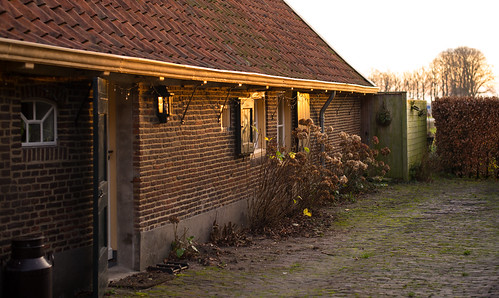 christmas door leica sunset house holland brick netherlands dutch wall afternoon village bricks m 50 summilux 240 gelderland bronkhorst