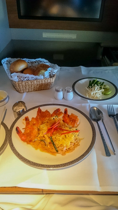 25749606915 89b38dbef1 c - REVIEW - Thai Airways : Royal First Class - Bangkok to London (B747 Refreshed)