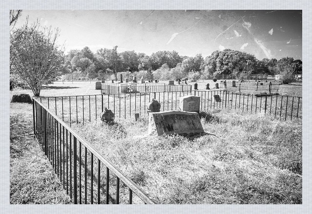 American Spinng Cemetery B&W