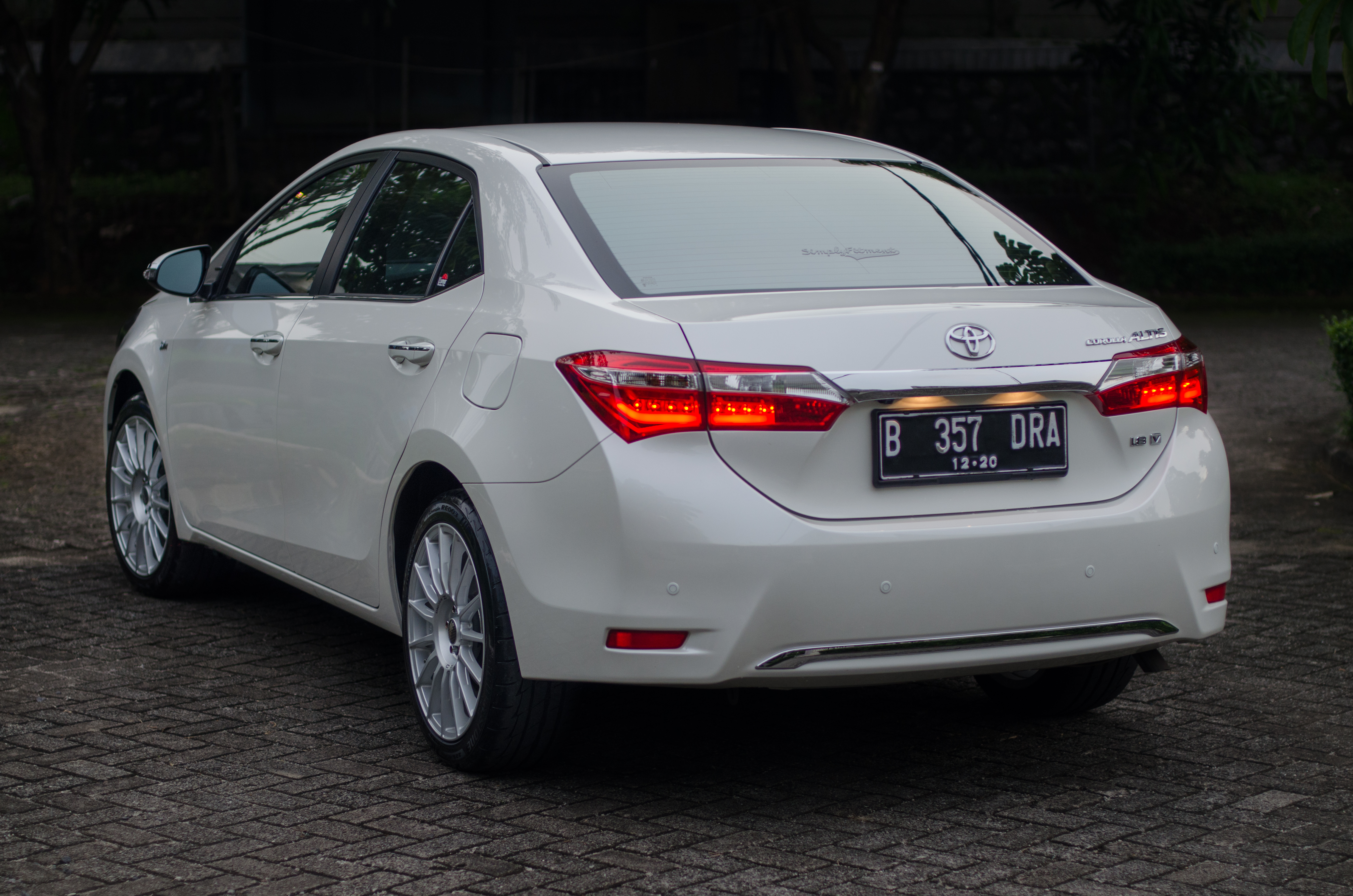 SimplyFitment - Toyota Corolla Altis 2015 (BETIS)