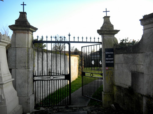 église tombes cimetières nubécourt