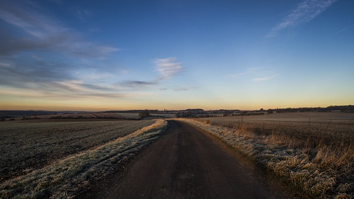 road winter clouds sunrise landscape 1 january frosty fields wiltshire 2016 froxfield sigma1735mmlens sonya850 theroadtorudge 12monthsofthesameimage