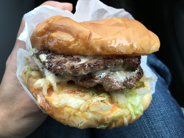 Humdinger burger - Al's Humdinger