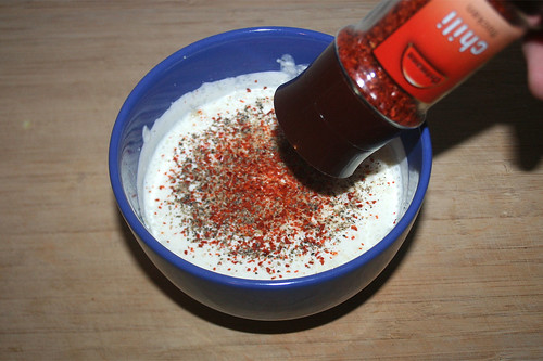 15 - Mit Salz, Pfeffer & Chiliflocken abschmecken / Taste with salt, pepper & chili flakes
