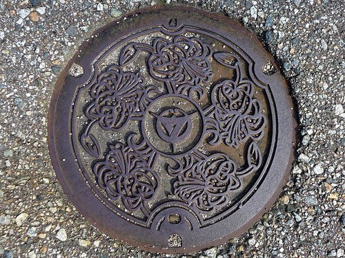 Uozu Toyama, manhole cover 3 （富山県魚津市のマンホール３）