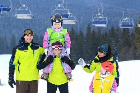 Naučte deti správne lyžovať pod vedením inštruktorov na Orave