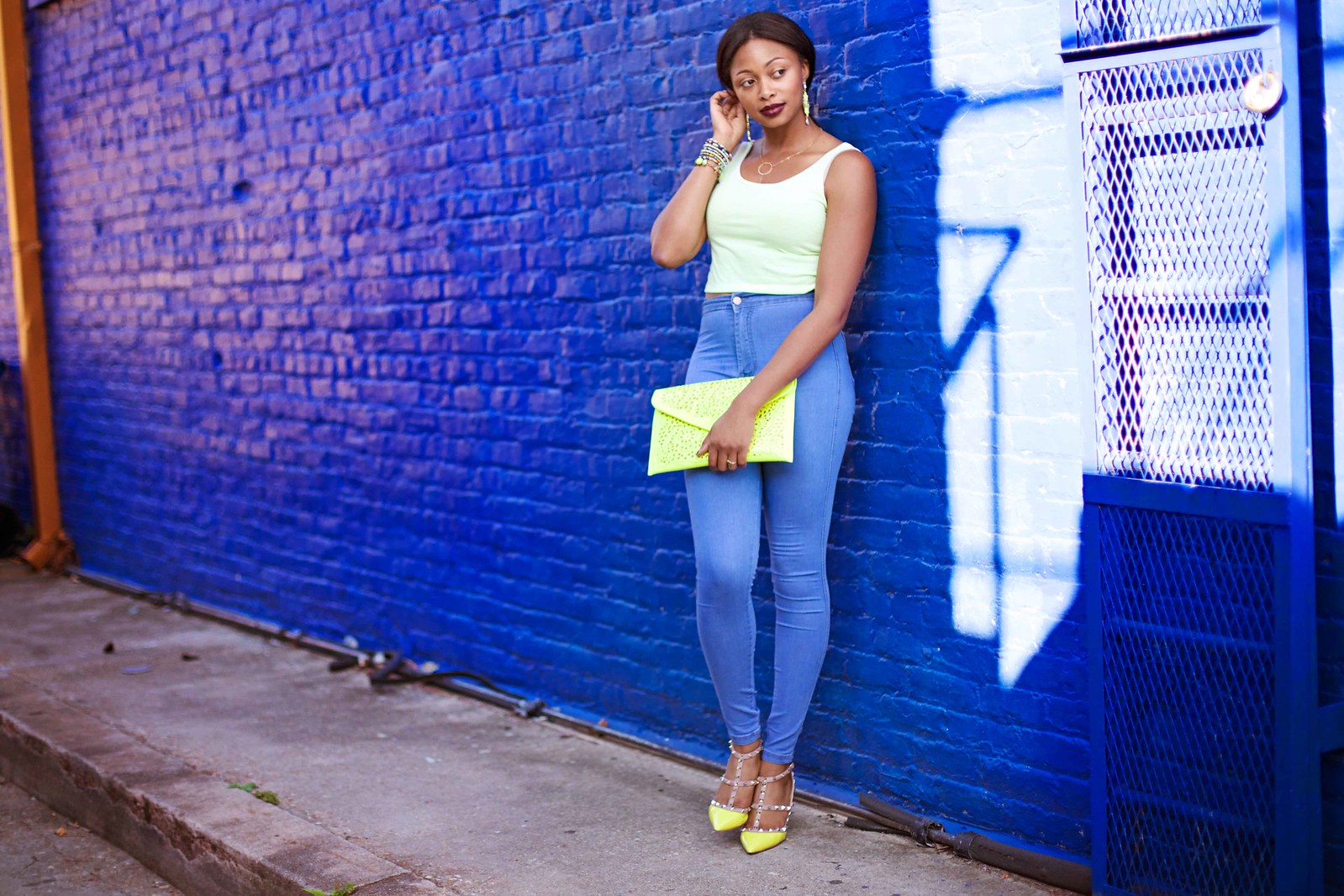 how to wear blue jeans, candace hampton