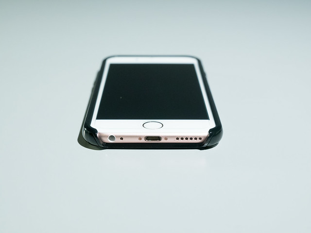 Hybrid Hardshell Case for Apple iPhone