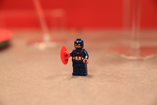 LEGO Marvel 76051 Super Hero Airport Battle 10
