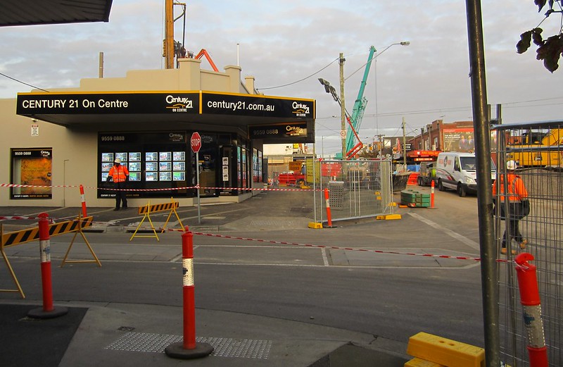 Footpath closure during level crossing removal works at Bentleigh