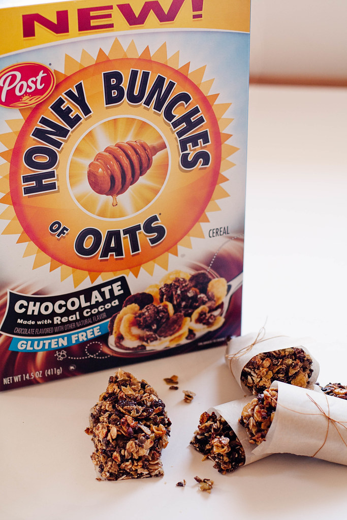 cute & little blog | chocolate oat granola bars recipe | family toddler friendly easy snack breakfast