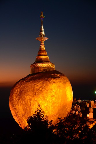 travel sunset nikon asia asien southeastasia südostasien burma religion buddhism myanmar birma goldenrock buddhismus kyaikhtiyo d5200 nikond5200