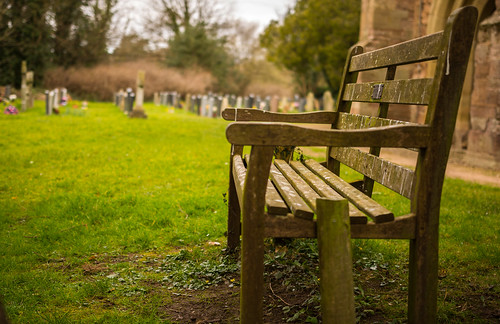 uk england green church stone bench landscape spring nikon dof outdoor depthoffield churchyard worcestershire markettown 2016 religiousbuilding tenburywells d7100 sigma1835f18art