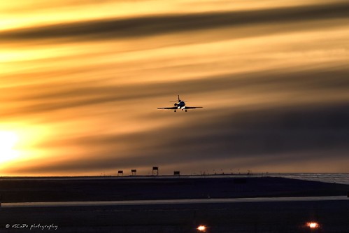 sunset orange canada newfoundland airport labrador outdoor aircraft aviation landing runway airplace gander yqx