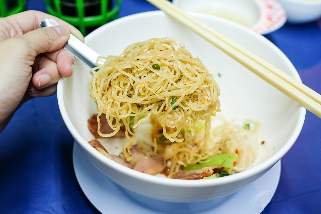 Chinatown Bangkok Food: Mung Korn Khao Noodle