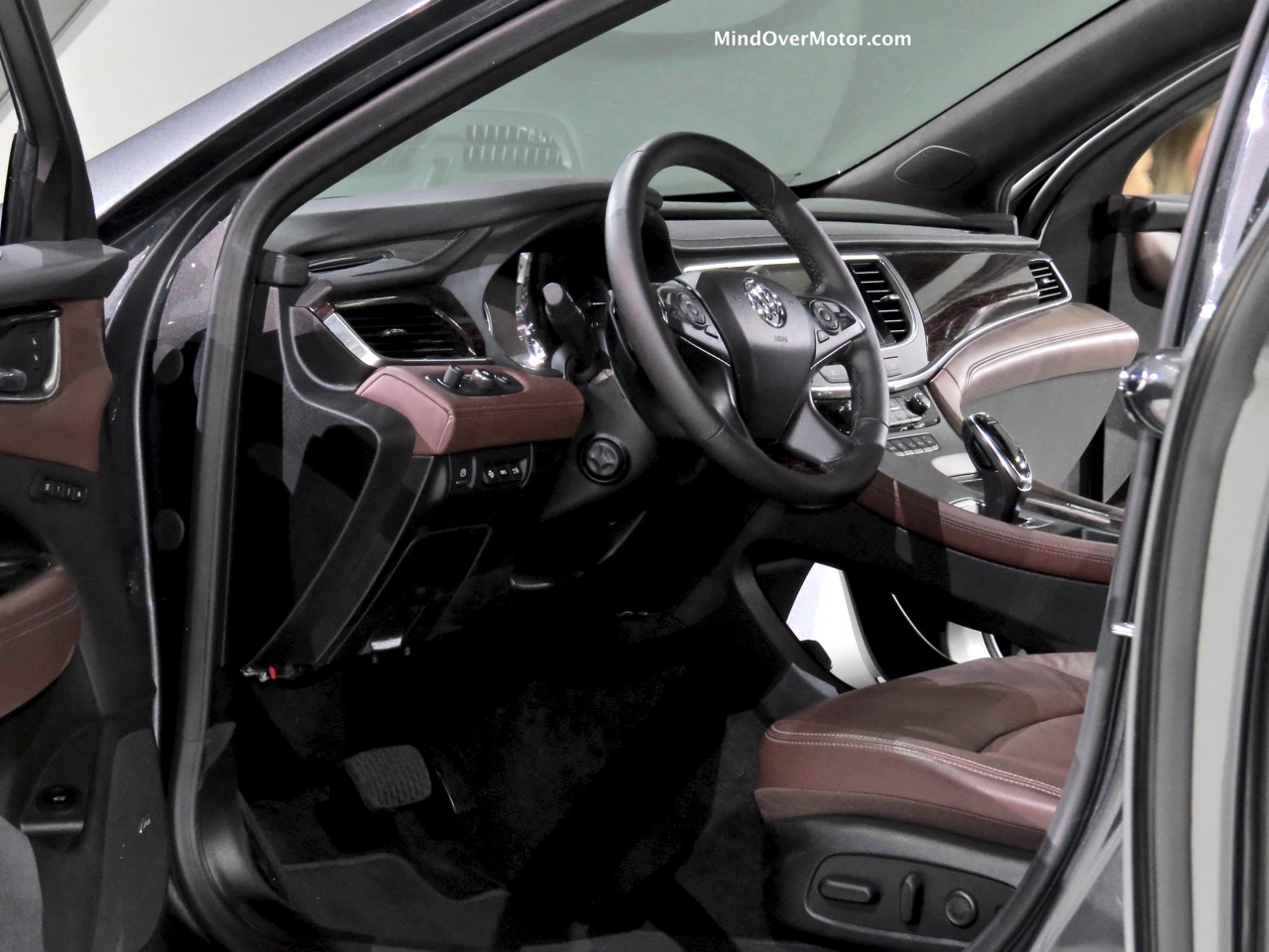 Buick LaCrosse Interior