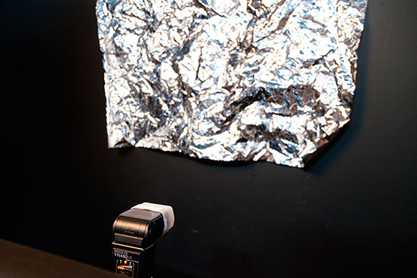 how-to-make-el-bokeh-wall-aluminum-foil-photography-tricks-11