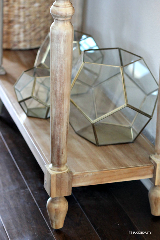 Hi Sugarplum | How to Style a Console Table