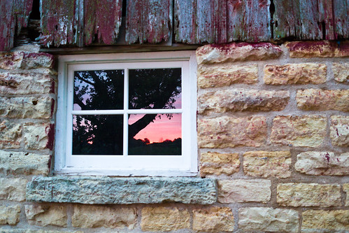 leica sunset reflection window stone barn rural farm iowa jacksoncounty leicax2
