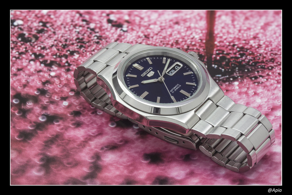 [Packshot] Seiko 5 SNKK45K1... 24112569081_cdc5d0bb24_b