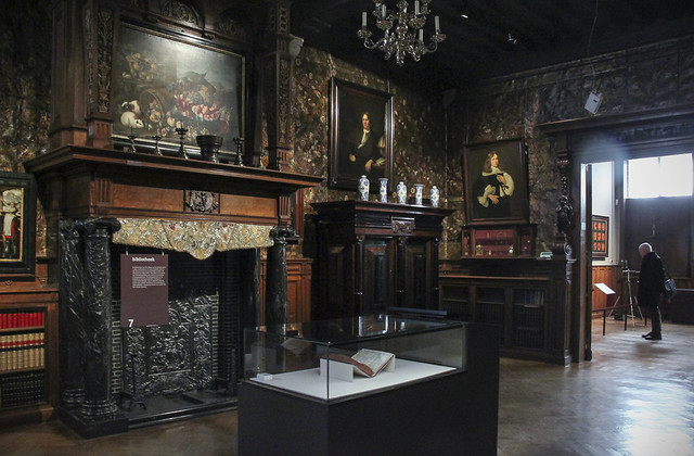 Museum Mayer van den Bergh