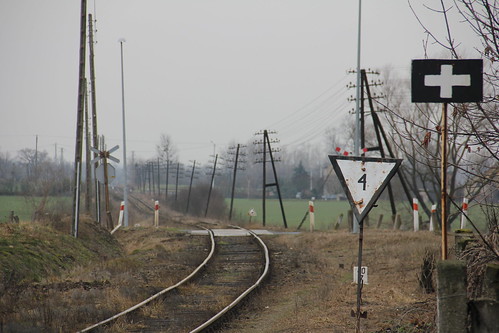 railroad station sign canon track crossing telephone poland polska rail railway line poles pkp opolskie kubice opolszczyzna canoneos550d canonefs18135mmf3556is d29287