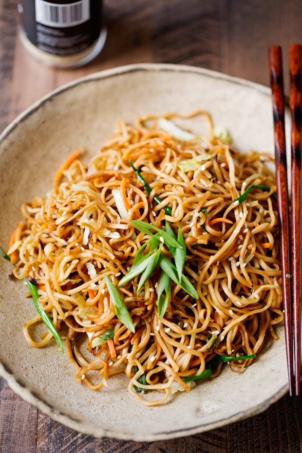 Cantonese-Style Pan-Fried Noodles - smokey noodles just like your favorite restaurants and it's a quick 30 minutes to make! That's faster than takeout! #cantonesenoodles #panfriednoodles #chowmein | Littlespicejar.com