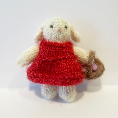 Iron Craft '15 Challenge 5 - Tiny Knit Bunny Couple